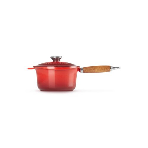 Le Creuset gietijzeren steelpan met houten handvat 18 cm / 1.8 liter - kersenrood
