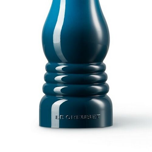 Le Creuset zoutmolen Medium - 21 cm - deep teal