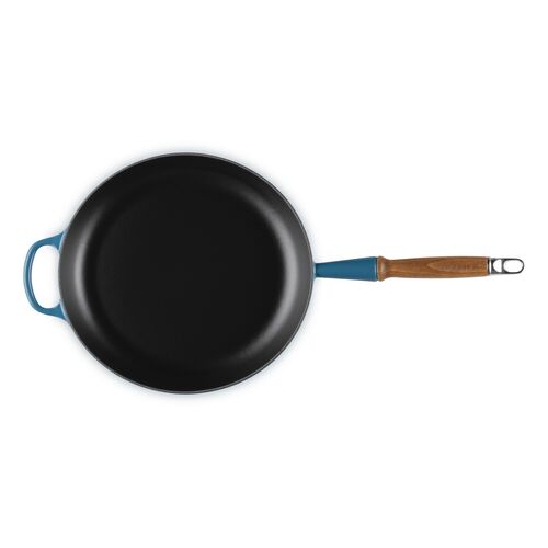 Le Creuset gietijzeren Signature koekenpan met houten handvat - 28 cm / 2.6 liter - deep teal